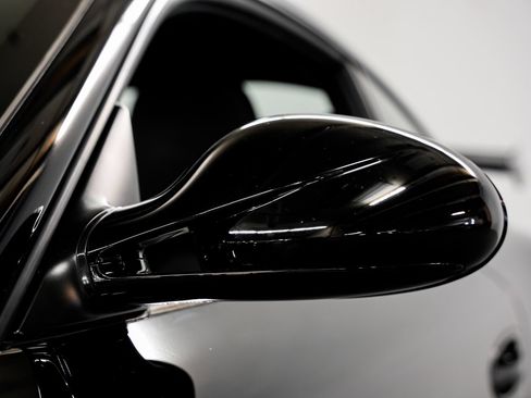Used 2010 Porsche 911 GT3 RWD image 29