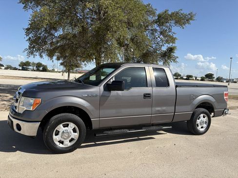 Used 2013 Ford F150 XLT RWD image 2