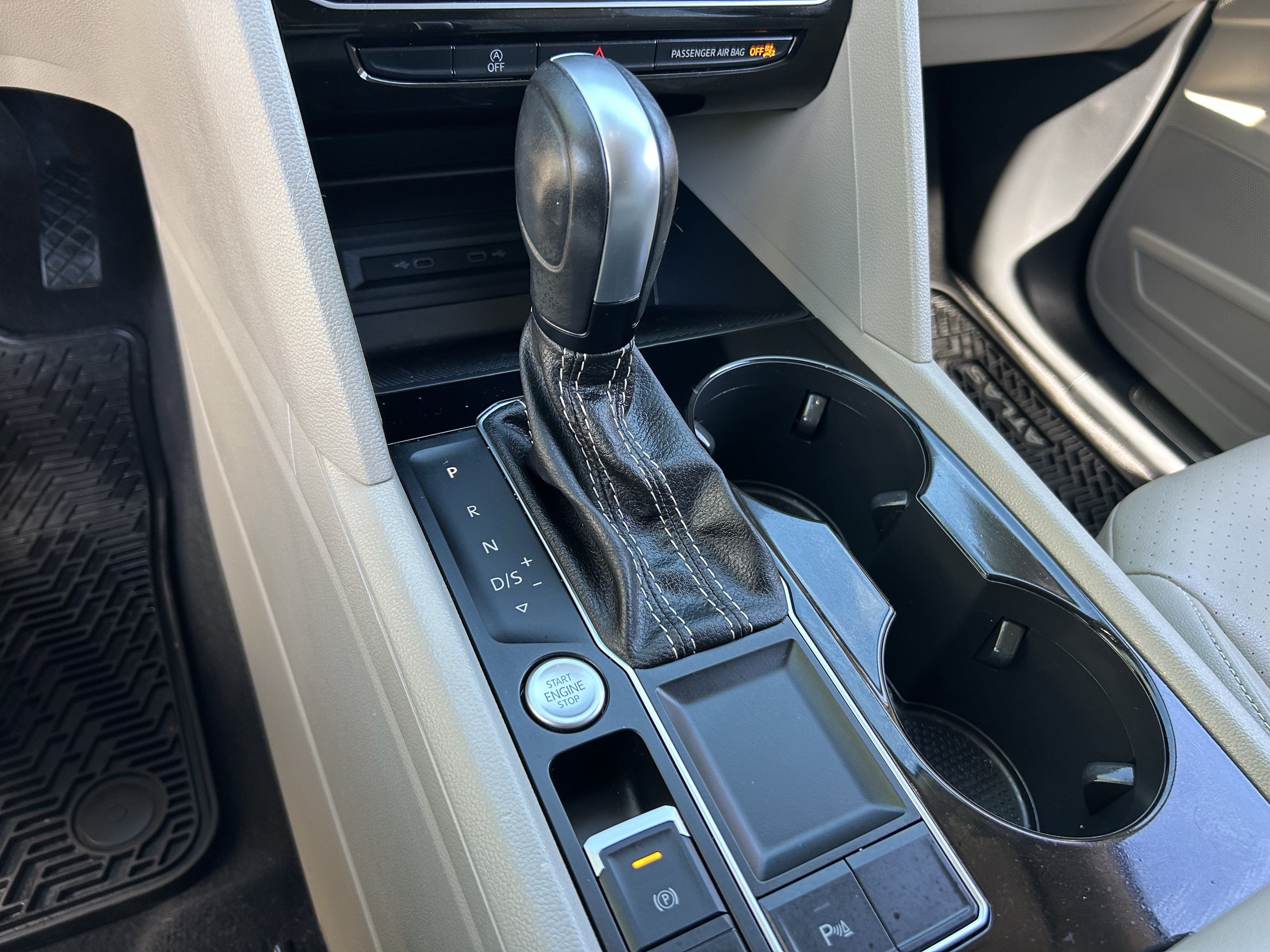 Used 2023 Volkswagen Atlas SE FWD image 25