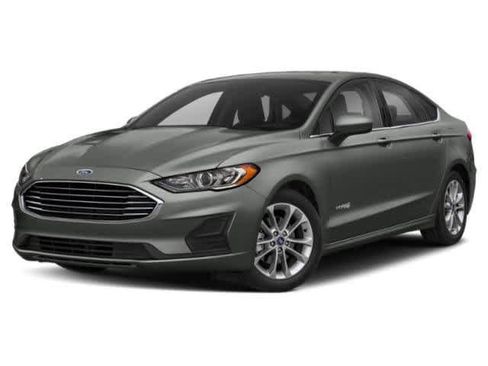 Used 2019 Ford Fusion Titanium image 1