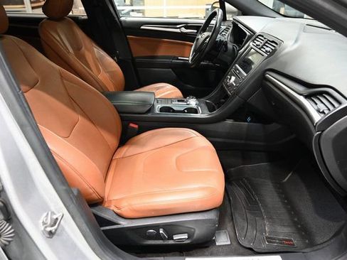 Used 2019 Ford Fusion Titanium image 10