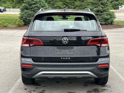 Used 2024 Volkswagen Taos S FWD image 4