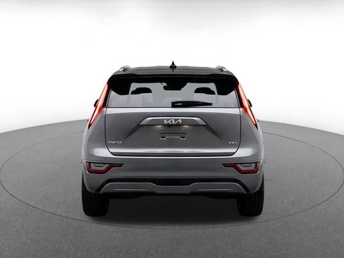 Used 2026 Kia Niro LX FWD image 8
