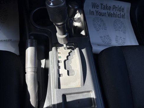 Used 2007 Toyota FJ Cruiser 4WD image 33