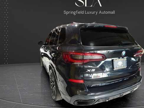 Used 2022 BMW X5 xDrive40i w/ M Sport Package AWD/4WD image 9