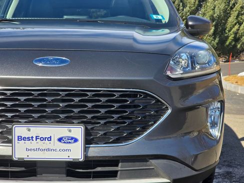 Used 2020 Ford Escape SEL image 4