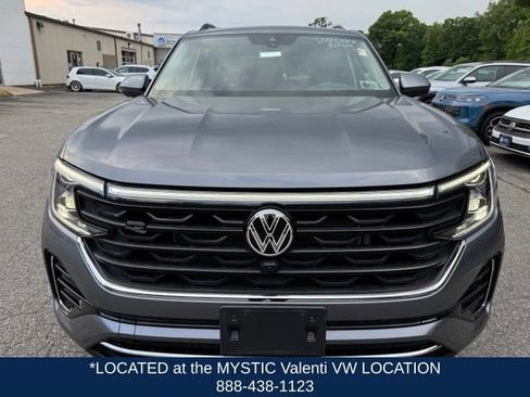 Used 2024 Volkswagen Atlas SEL Premium R-Line AWD/4WD image 2