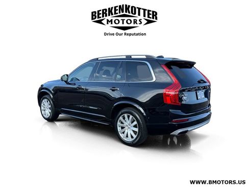 Used 2016 Volvo XC90 T6 Momentum w/ Momentum Plus Package AWD/4WD image 5