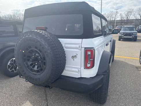 New 2026 Ford Bronco Outer Banks w/ Sasquatch Package image 10