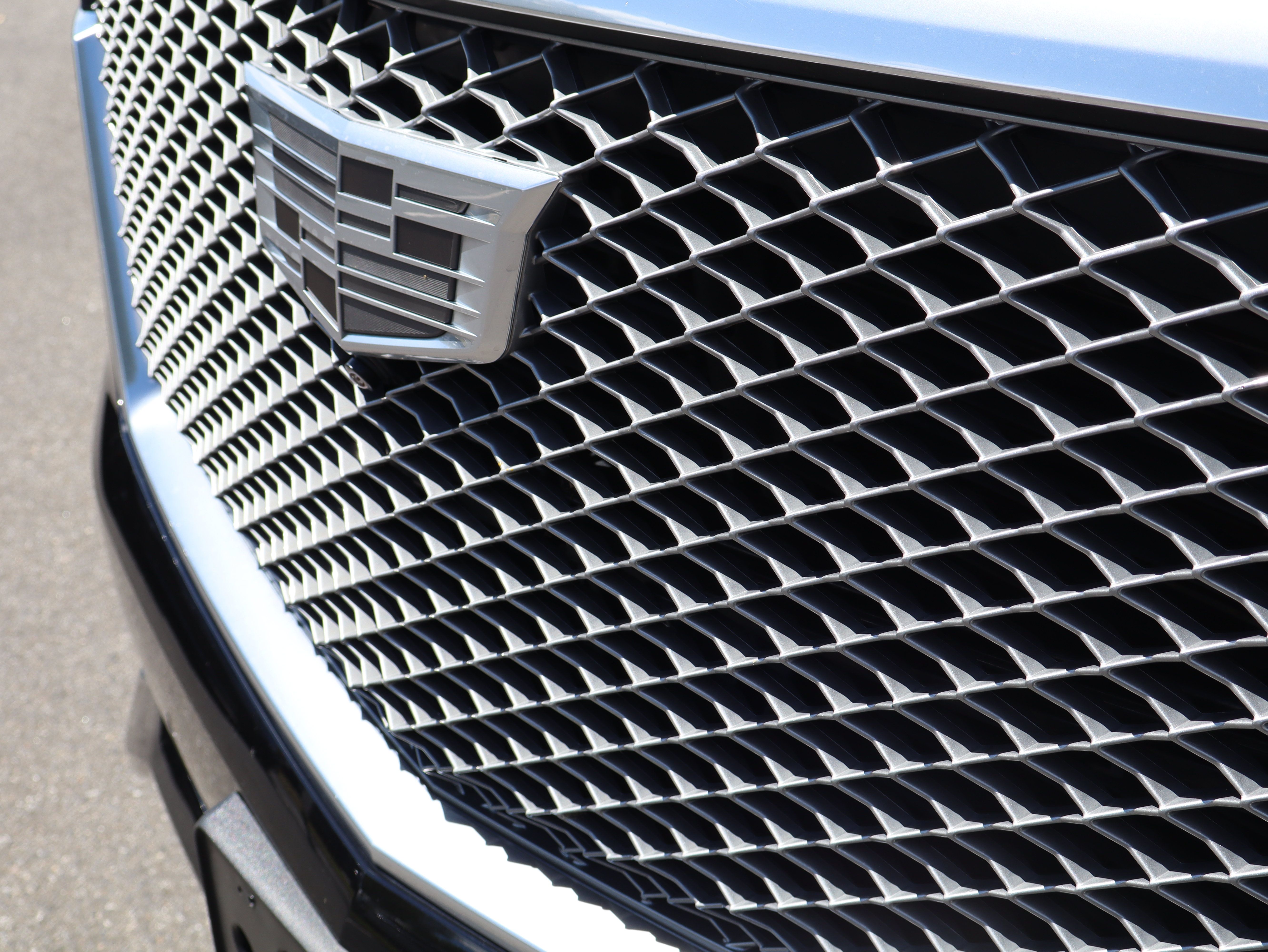 Used 2023 Cadillac Escalade ESV Premium Luxury w/ LPO, Radiant Package AWD/4WD image 13