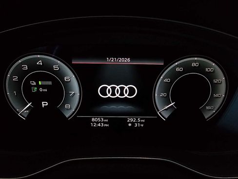 Used 2025 Audi Q5 e Premium Plus w/ Premium Plus Package image 26