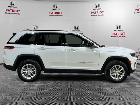 Used 2024 Jeep Grand Cherokee Laredo X w/ Luxury Tech Group I AWD/4WD image 6