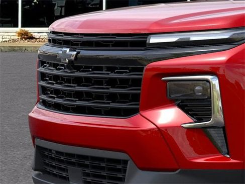 New 2026 Chevrolet Traverse LT w/ Midnight/Sport Edition image 13