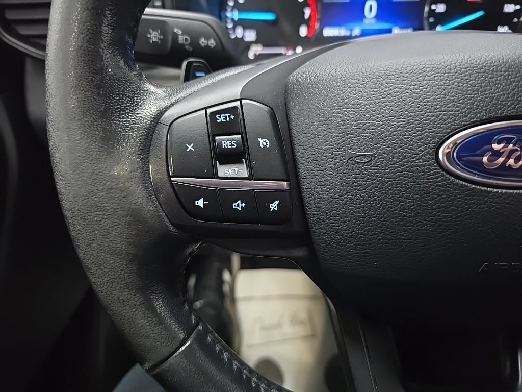 Used 2020 Ford Explorer XLT w/ Comfort Package AWD/4WD image 23