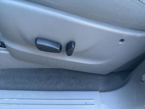 Used 2007 Dodge Grand Caravan SXT image 19