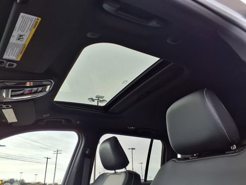 New 2026 Jeep Grand Cherokee Altitude AWD/4WD image 21