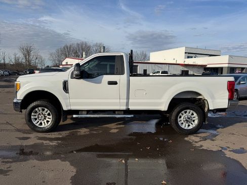 Used 2017 Ford F350 XLT w/ XLT Value Package image 2