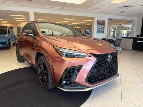Used 2025 Lexus NX 350 F Sport AWD/4WD image 3