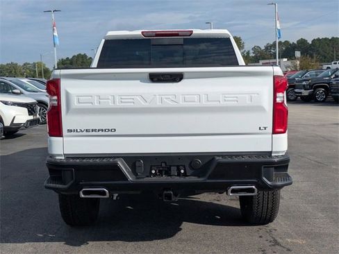 New 2026 Chevrolet Silverado 1500 LT Trail Boss w/ Convenience Package II image 4