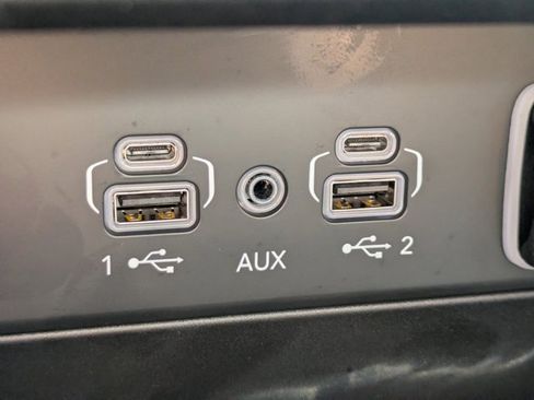 New 2025 Jeep Grand Cherokee L Limited w/ Black Appearance Package image 20