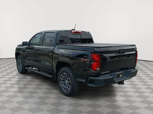 Used 2024 Chevrolet Colorado Z71 w/ Z71 Convenience Package 2 AWD/4WD image 12