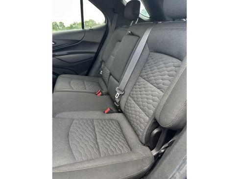 Used 2019 Chevrolet Equinox LT w/ Driver Convenience Package FWD image 34