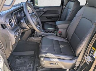 New 2026 Jeep Gladiator Sport video 4