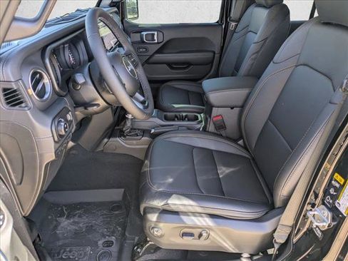 New 2026 Jeep Gladiator Sport image 4