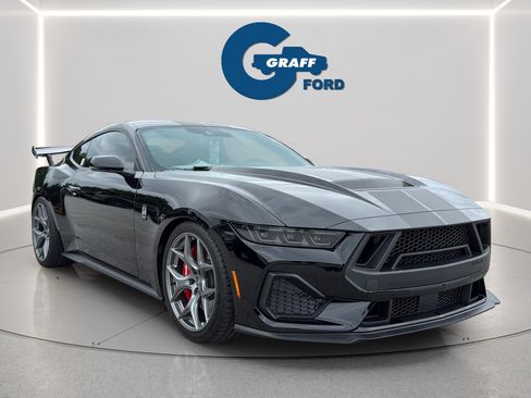 New 2026 Ford Mustang GT Premium w/ GT Performance Package RWD image 4