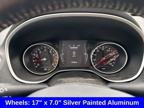 Used 2019 Jeep Compass Latitude w/ Cold Weather Group image 19