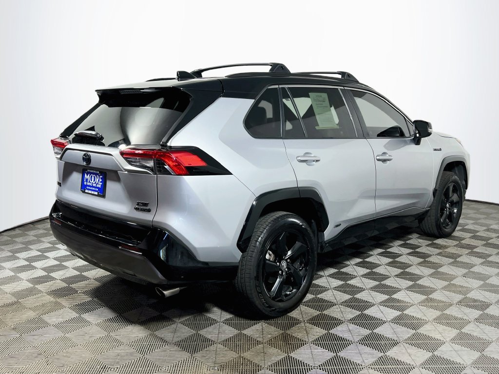 Used 2019 Toyota RAV4 XSE w/ XSE Weather Package AWD/4WD image 7