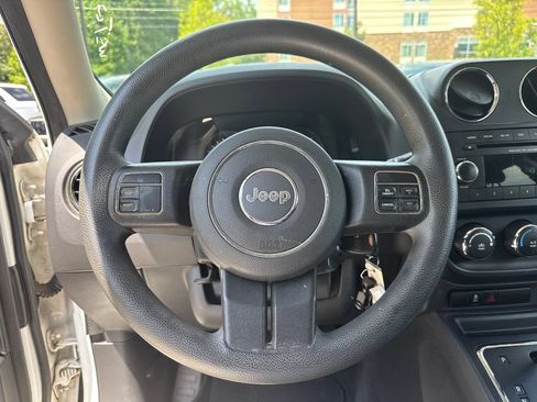 Used 2013 Jeep Patriot Sport w/ PWR Value Group FWD image 23