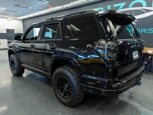 Used 2019 Toyota 4Runner Limited image 9