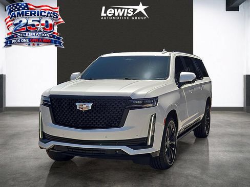 Used 2022 Cadillac Escalade ESV Premium Luxury w/ Performance Package AWD/4WD image 1
