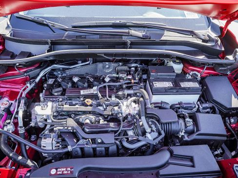 Used 2026 Toyota Corolla Cross LE image 14