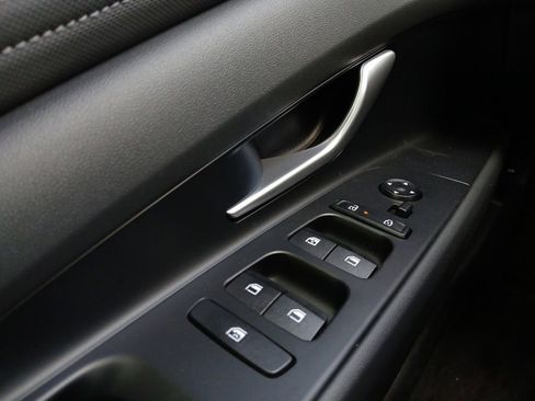 New 2026 Hyundai Elantra Limited FWD image 20
