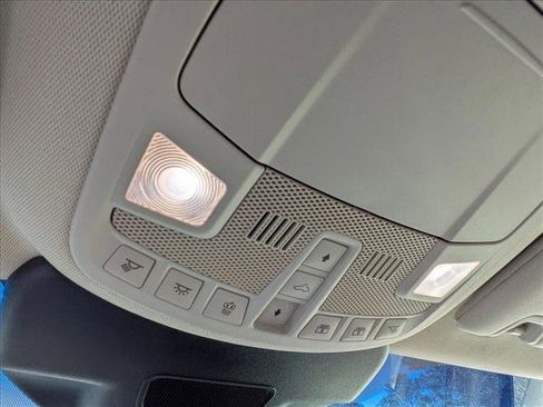 Used 2020 Lincoln Nautilus Reserve image 15