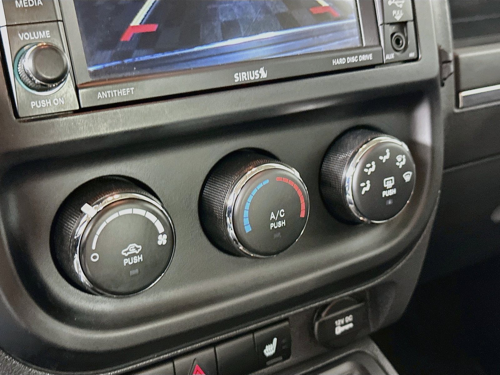 Used 2017 Jeep Patriot High Altitude AWD/4WD image 14