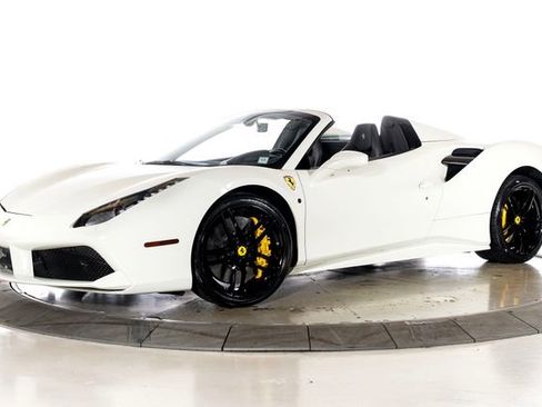 Certified 2019 Ferrari 488 Spider RWD image 1
