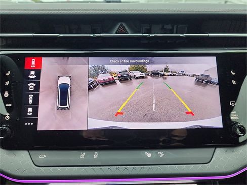 Used 2025 Jeep Wagoneer S Limited image 24