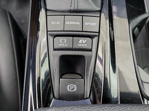 Used 2026 Toyota Camry XSE w/ Premium Package FWD image 30