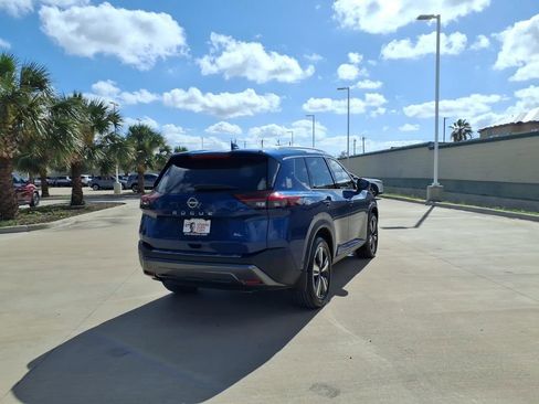 Used 2023 Nissan Rogue SL w/ SL Premium Package FWD image 5