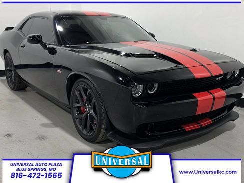 Used 2018 Dodge Challenger R/T Scat Pack image 1