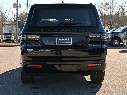 Used 2022 Jeep Grand Wagoneer Series II Obsidian image 14