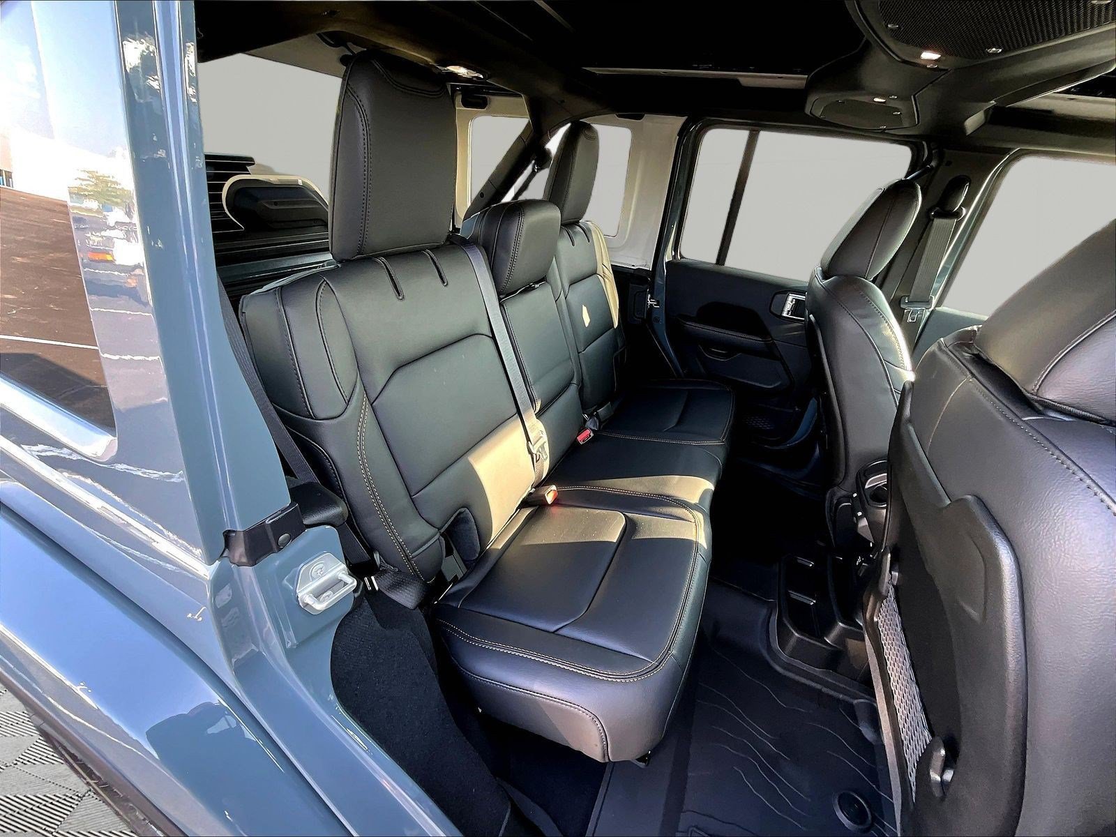 New 2026 Jeep Wrangler Unlimited Sahara AWD/4WD image 11