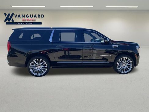 New 2026 GMC Yukon XL Denali w/ Denali Reserve Package image 7