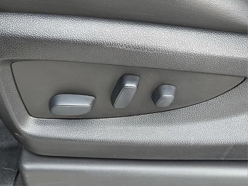 Used 2018 GMC Sierra 1500 Denali image 11