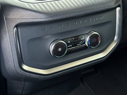 New 2026 Ford Expedition Active AWD/4WD image 14