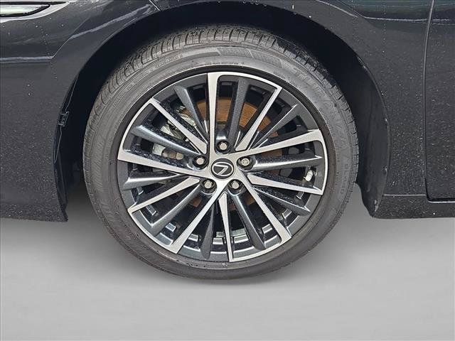 Used 2025 Lexus ES 350 w/ Premium Package FWD image 24