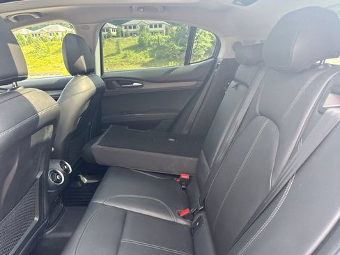 Used 2018 Alfa Romeo Stelvio Ti AWD/4WD image 8